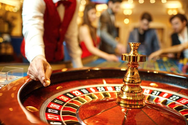 rajaslot77 Real-Time Casino Dealers at Your Fingertips